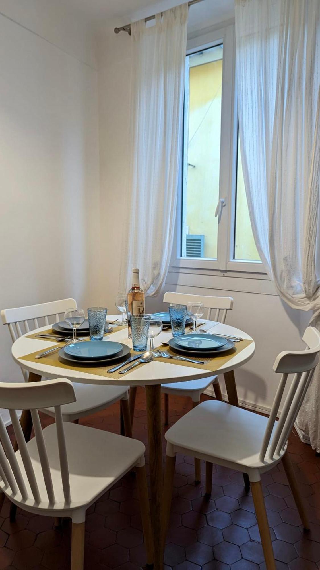 Typique - 2 Bedrooms,Typical Apartment-Old Town 尼斯 外观 照片