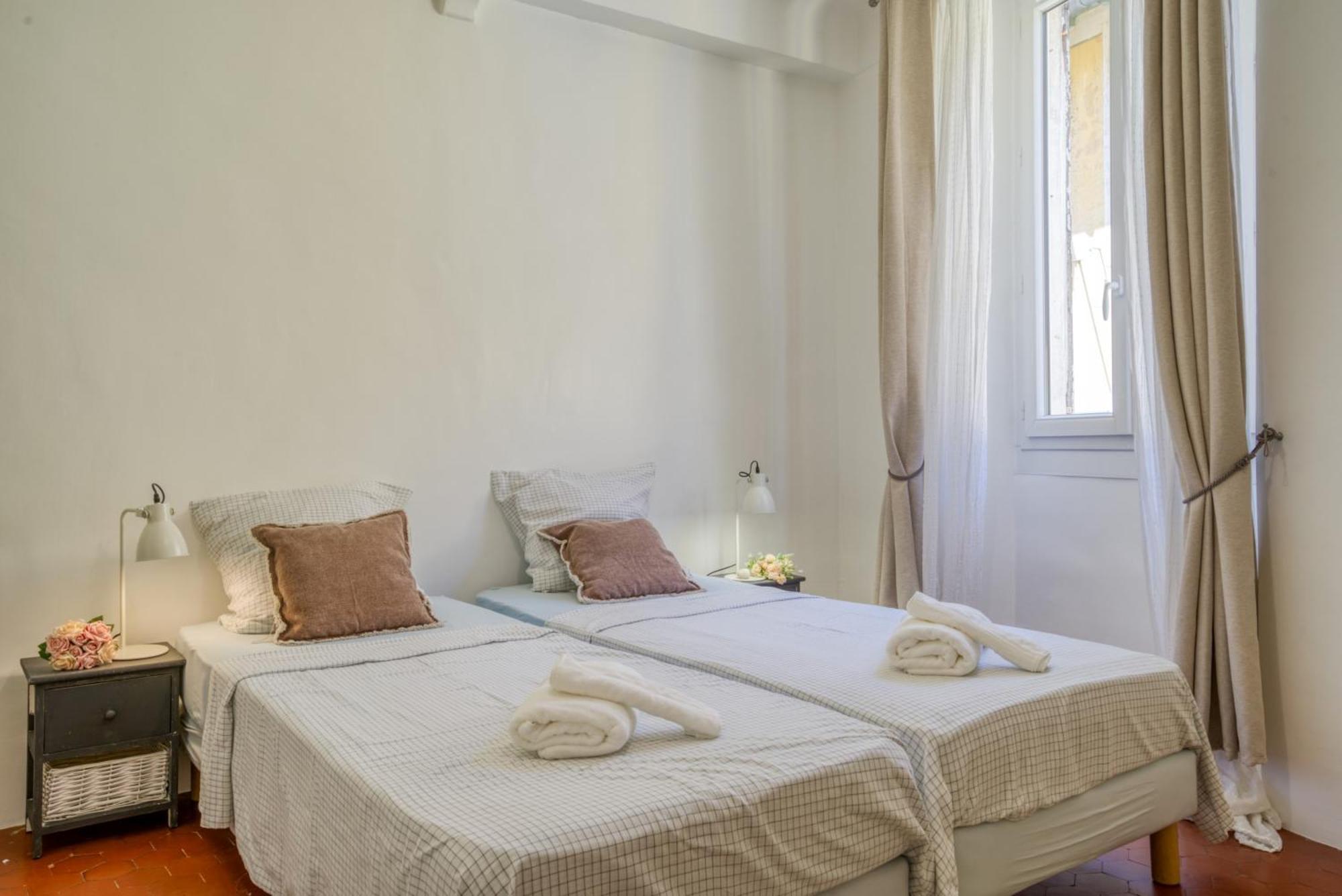 Typique - 2 Bedrooms,Typical Apartment-Old Town 尼斯 外观 照片
